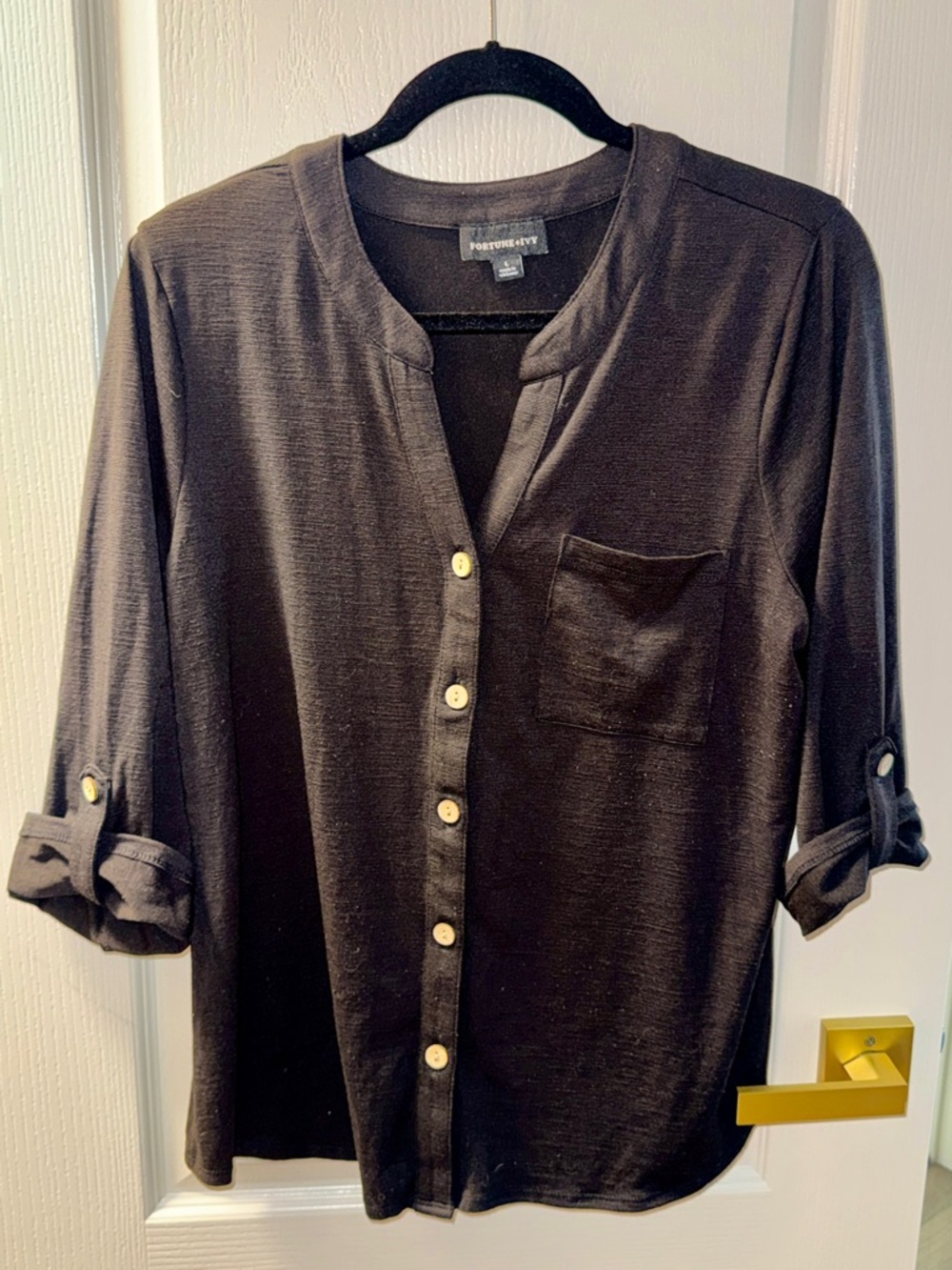 PortfoTrue Women's Black Button-Front Shirt with Roll-Tab Sleeves